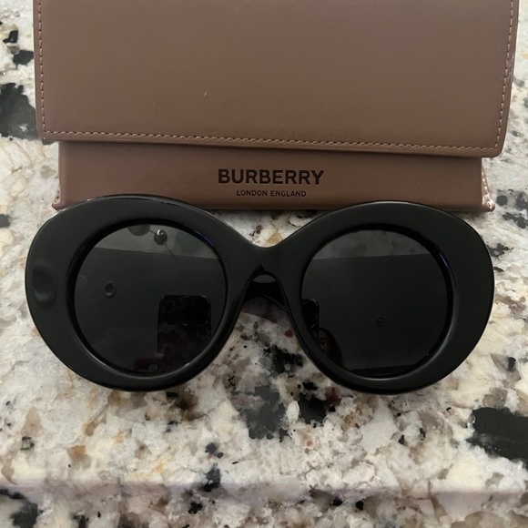Burberry Glossy Black Oval Sunglasses - Picture 1 of 13